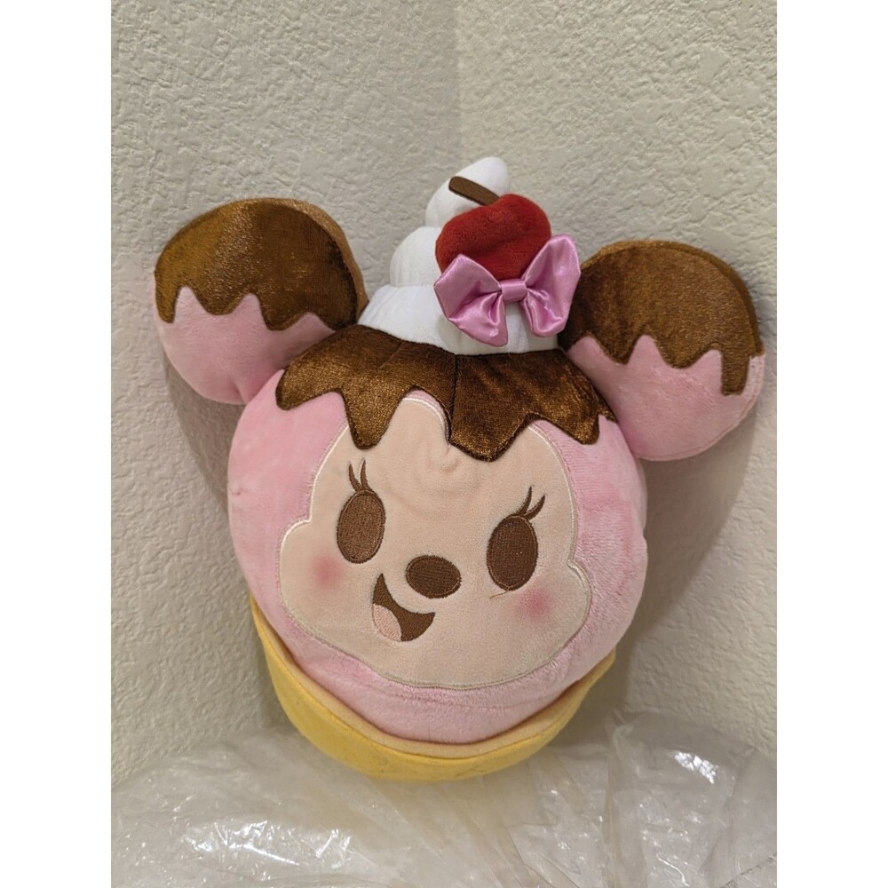 Disney Parks Minnie Mouse Ice Cream Sundae Plush Munchlings  Stuffed Animal